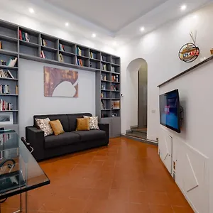 Forum - The Heart Of Apartamento Roma